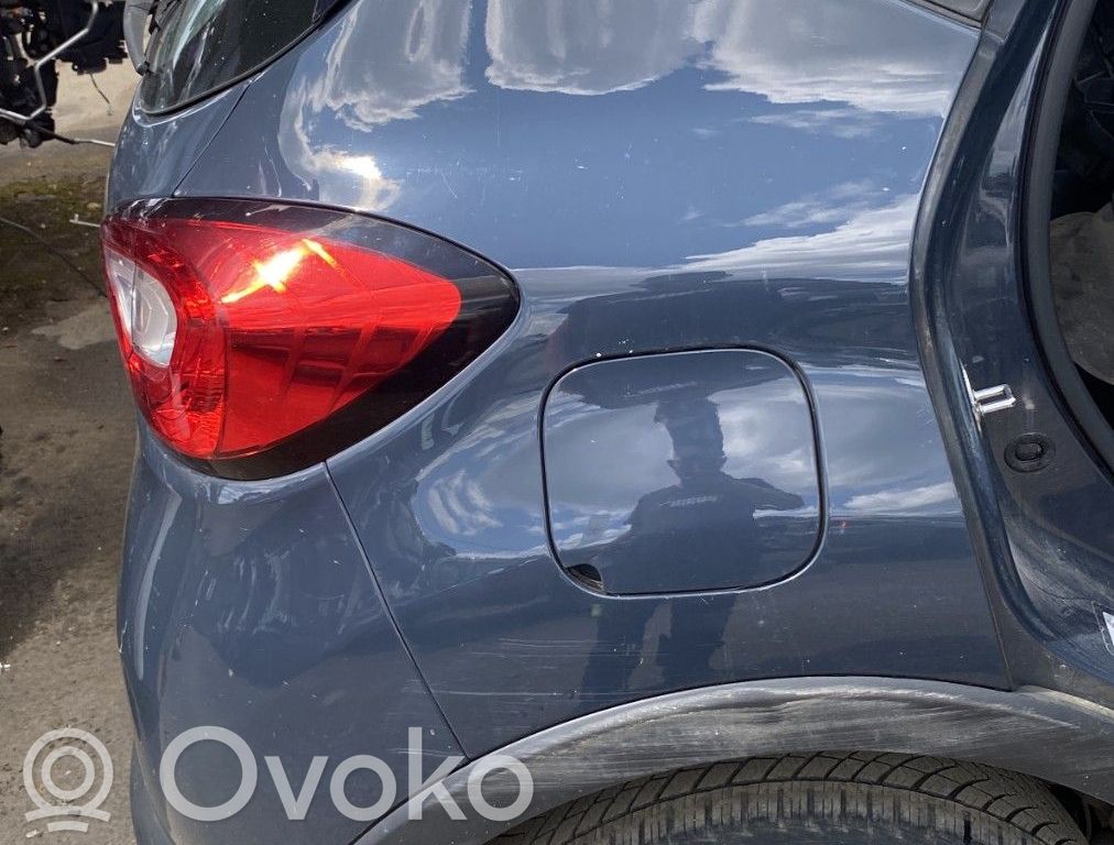 Renault Captur Panel lateral trasero 