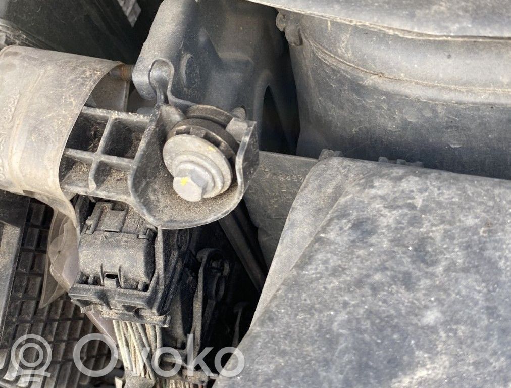 Unidad de control/módulo del motor   237107175R
