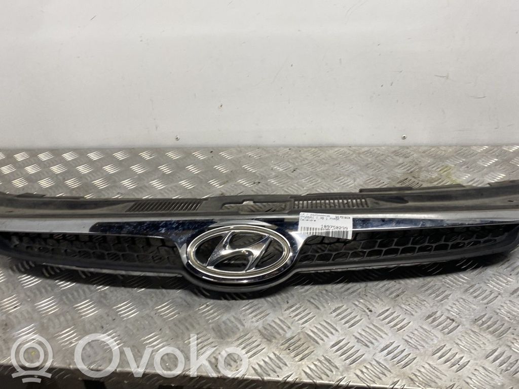 Hyundai i30 Grilă față 