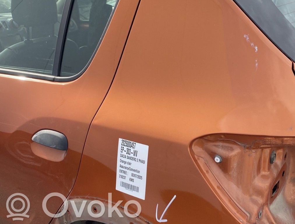 Dacia Sandero Takakulmapaneeli 