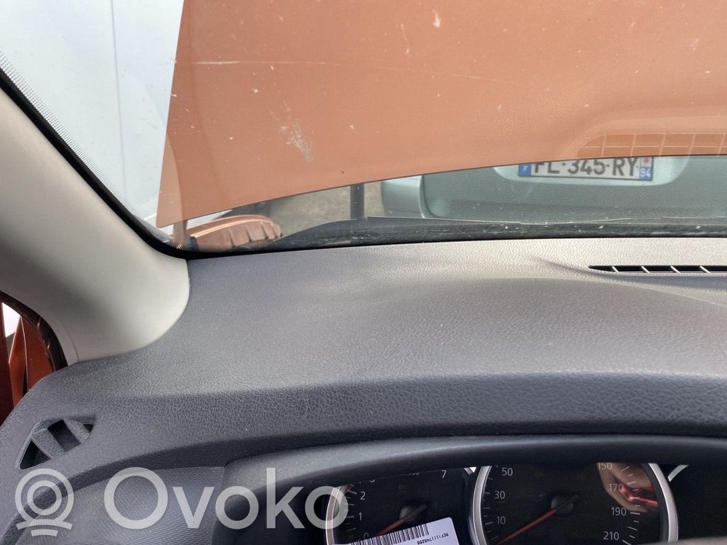 Dacia Sandero Deska rozdzielcza 