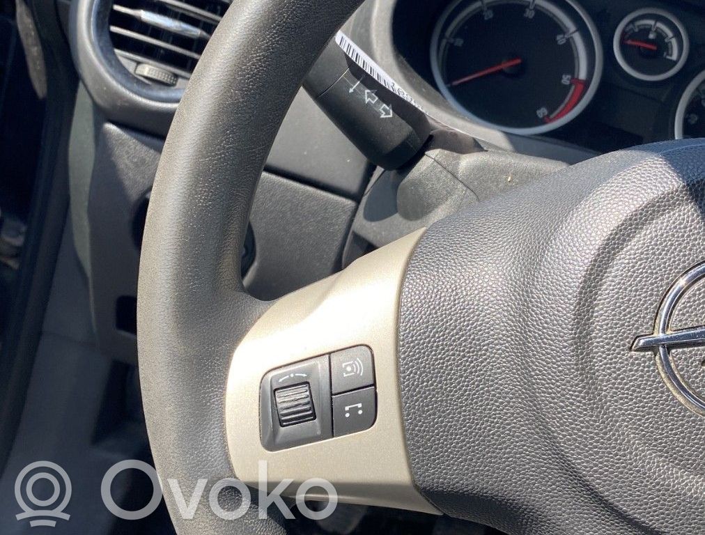 Opel Corsa D Volante 