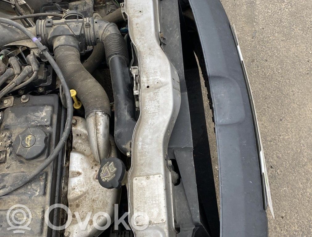 Peugeot 106 Panou suport radiator 
