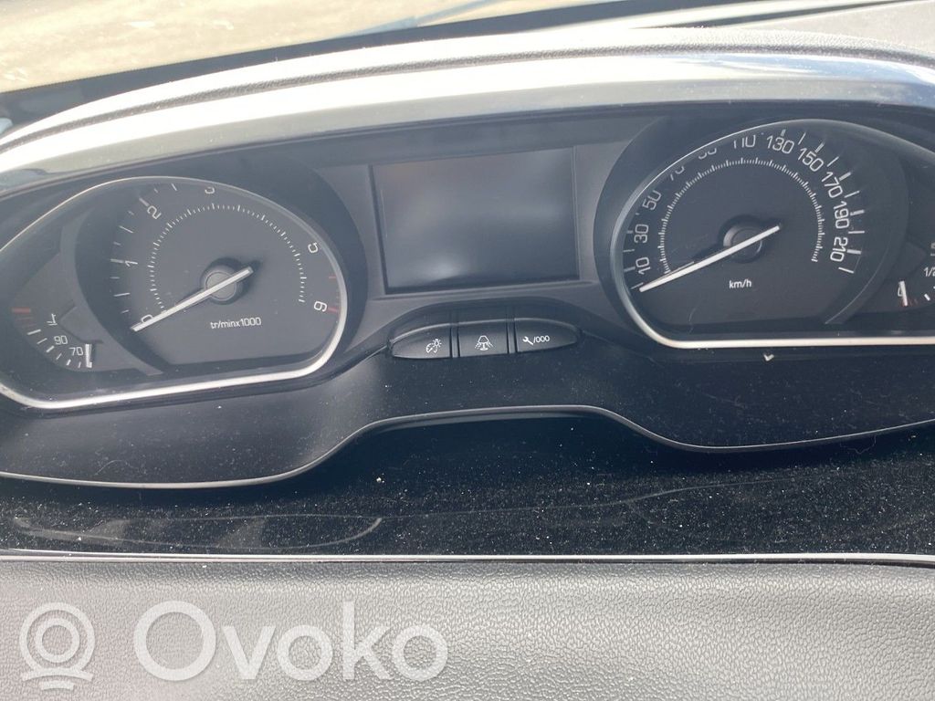 Peugeot 208 I Vitezometru (grup de instrumente) 