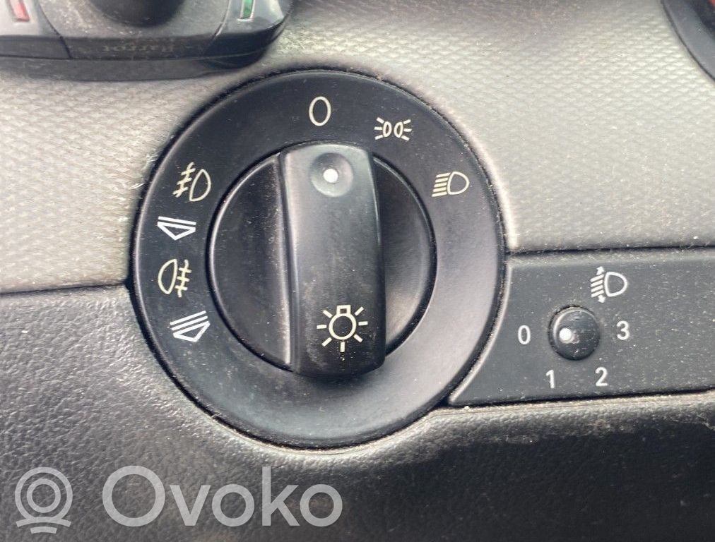 Audi A4 S4 B6 8E 8H Interruptor de luz 