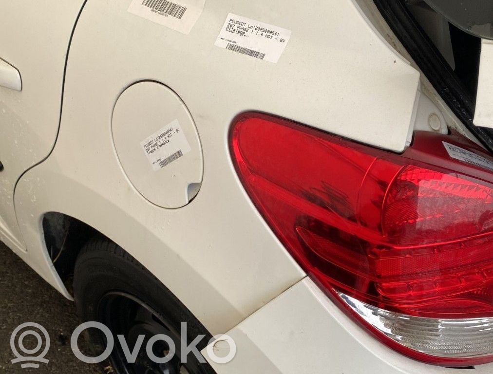 Peugeot 207 Set del kit di montaggio della sospensione posteriore 