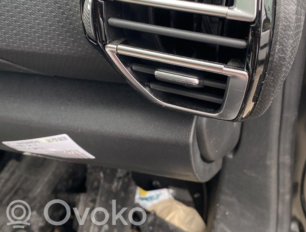 Citroen C4 III e-C4 Boczna kratka nawiewu deski rozdzielczej 