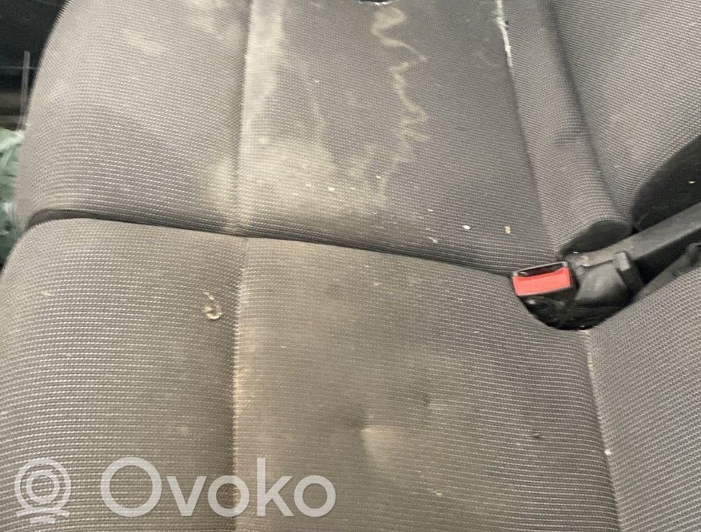 Peugeot Partner Etumatkustajan istuin 