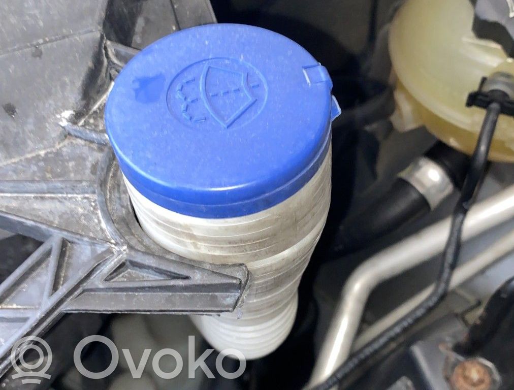Peugeot Partner Zbiornik płynu do spryskiwaczy szyby przedniej / czołowej 