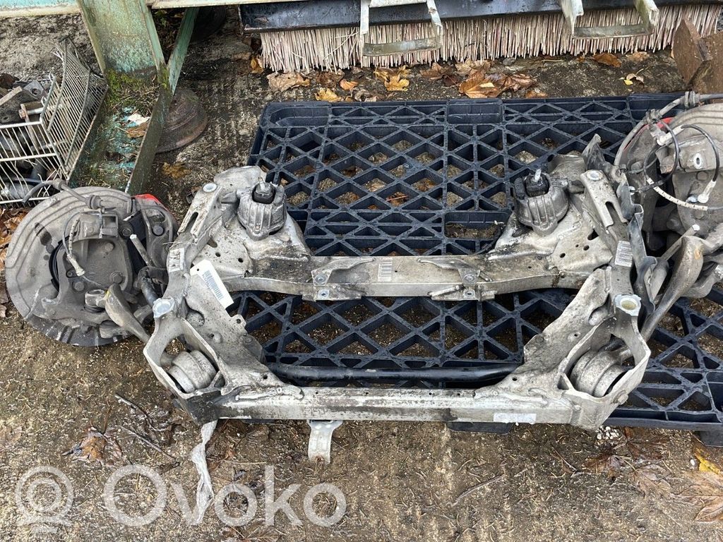 Etuapurunko   31116785639