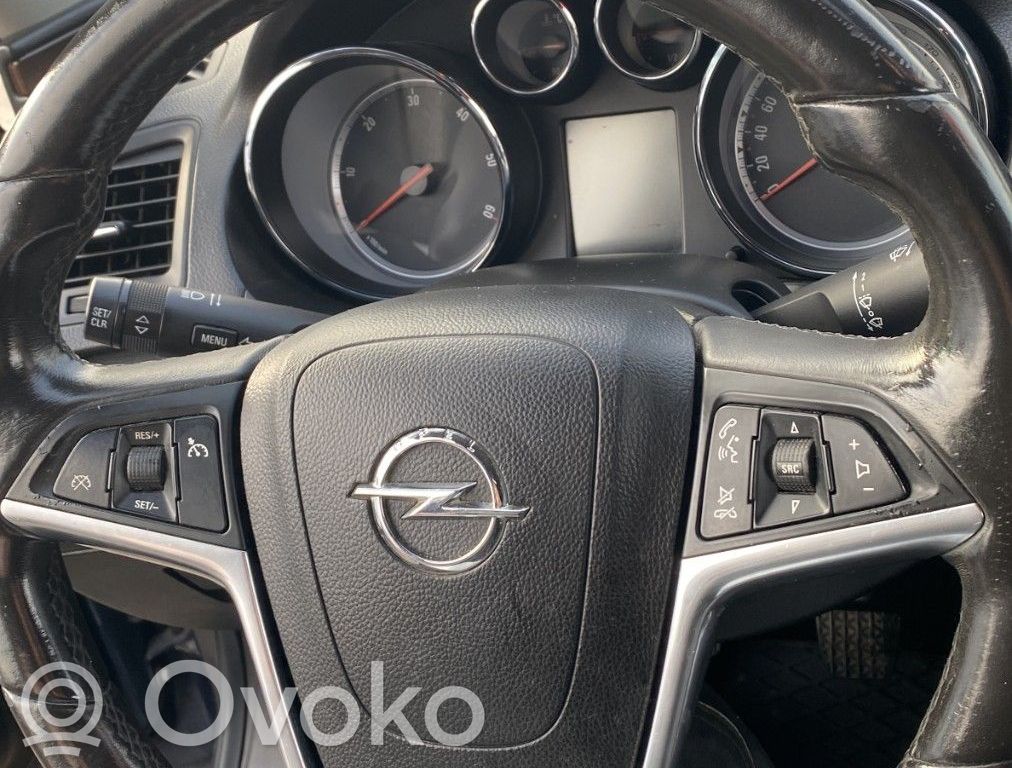 Opel Insignia A Ohjauspyörä 