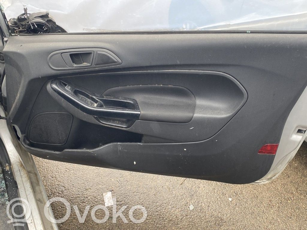Ford Fiesta Revestimiento de puerta delantera 