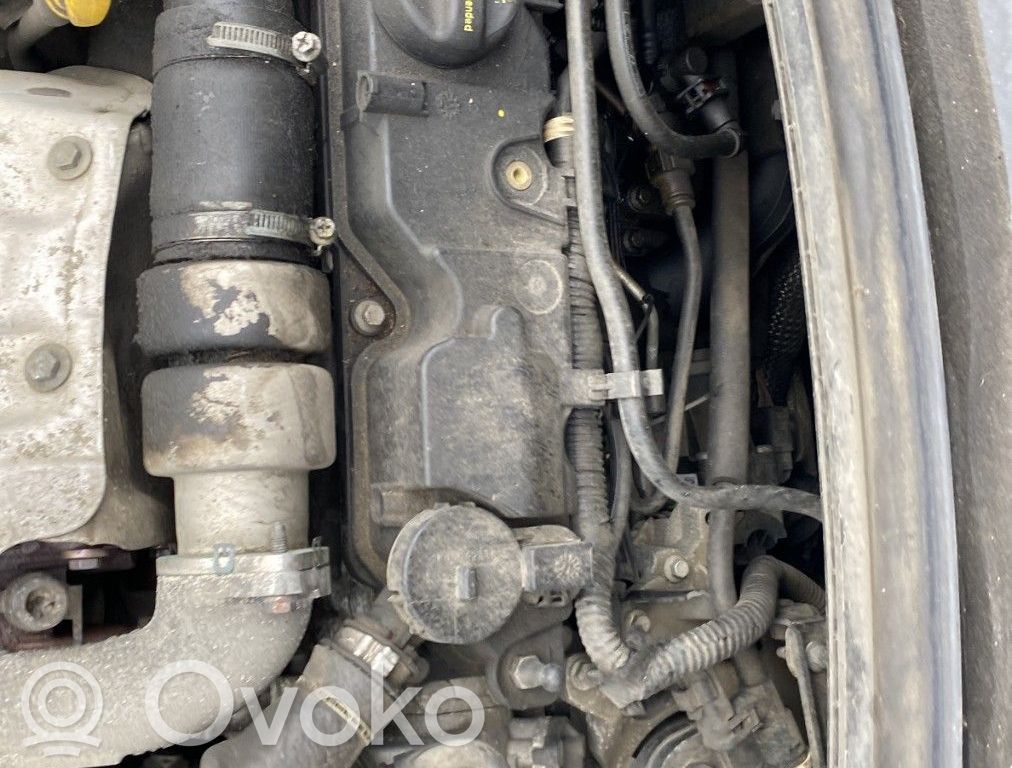 Ford C-MAX II Engine head 