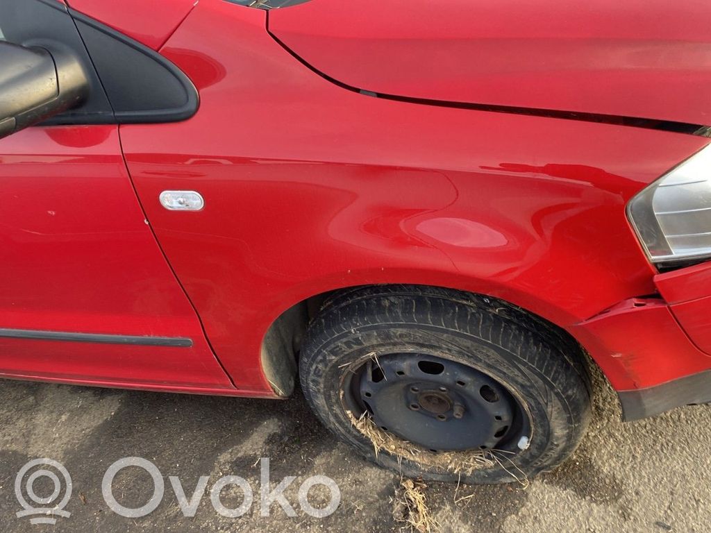 Volkswagen Fox Lokasuoja 