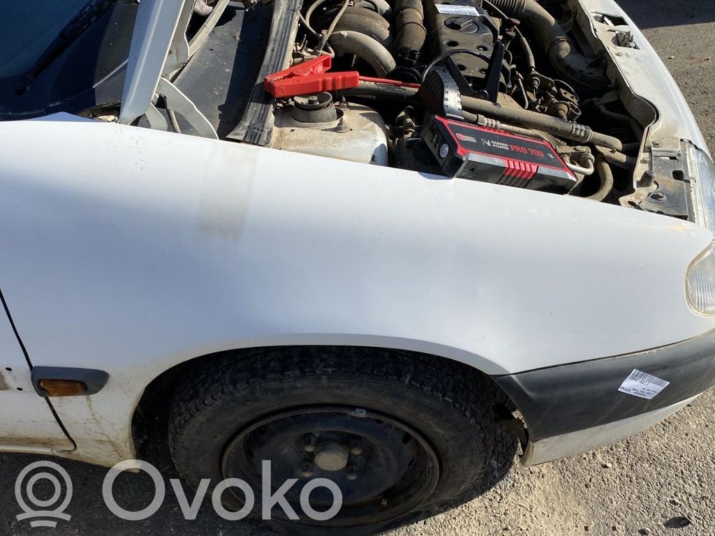 Citroen Saxo Błotnik przedni 