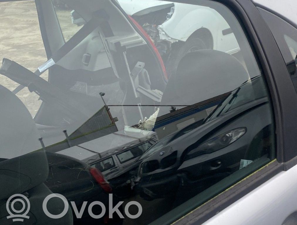 Citroen C3 Luna de la puerta trasera 