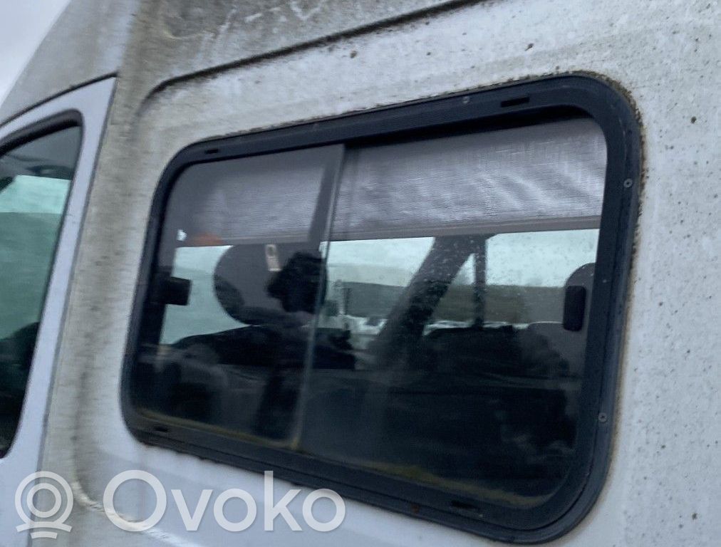 Rear side window