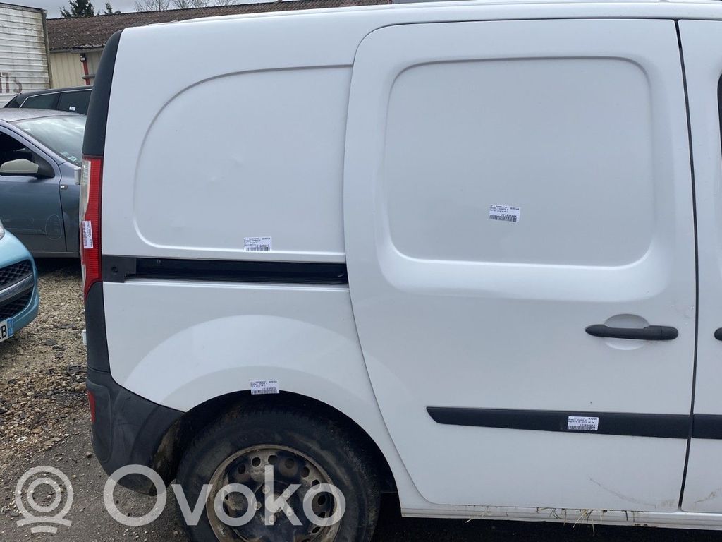 Renault Kangoo II Takakulmapaneeli 