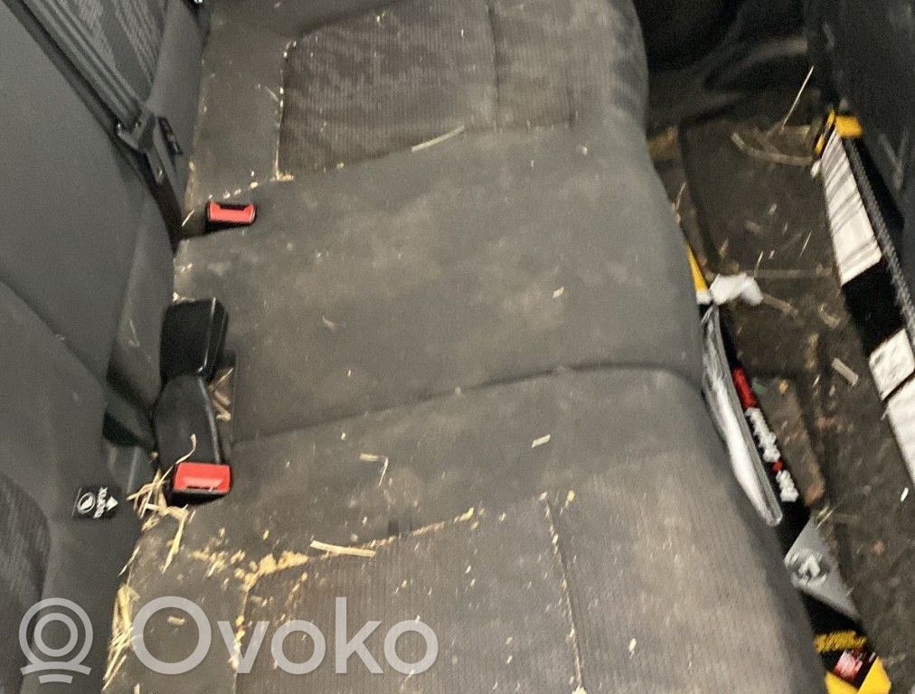 Peugeot 3008 I Takaistuin 