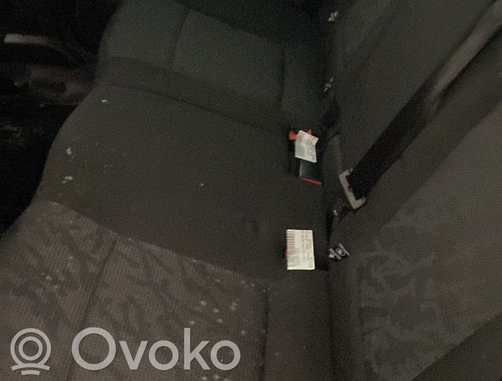 Peugeot 3008 I Takaistuin 
