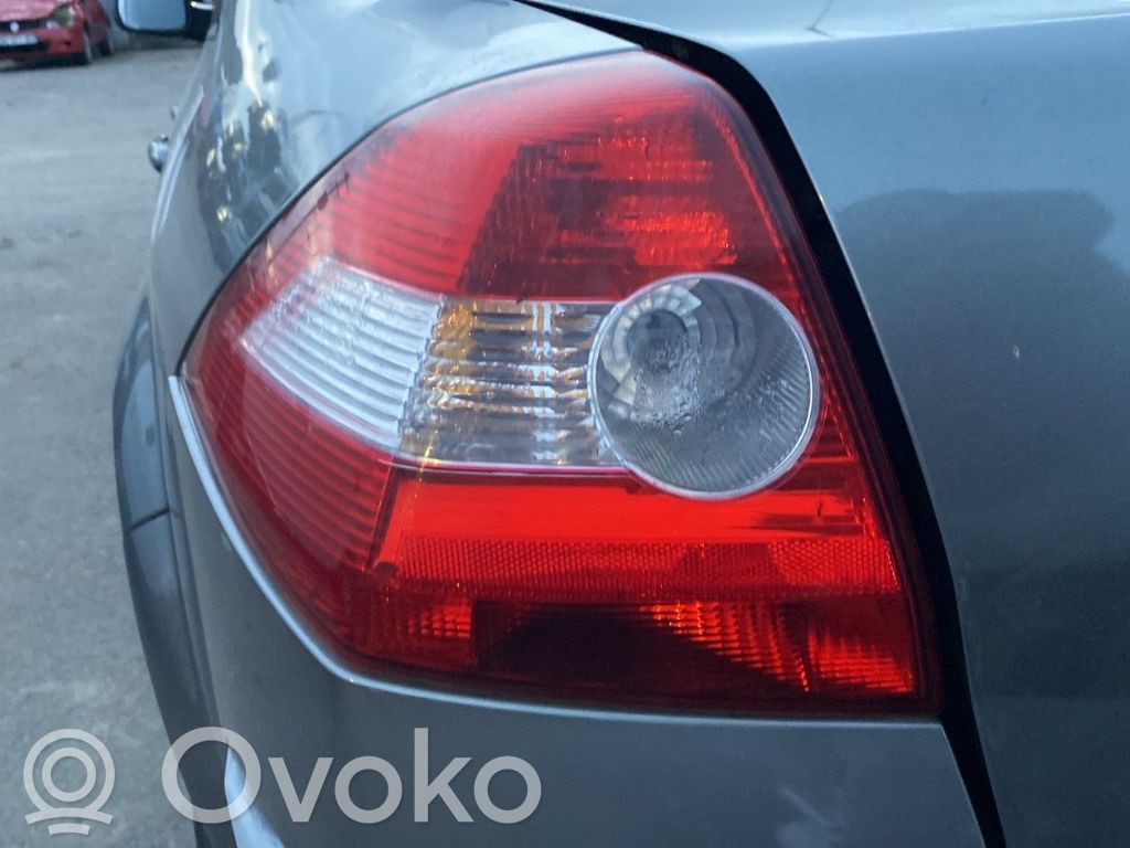 Renault Megane II Feux arrière / postérieurs