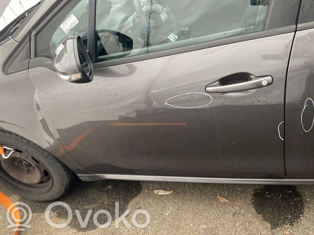 Peugeot 208 I Portiera anteriore