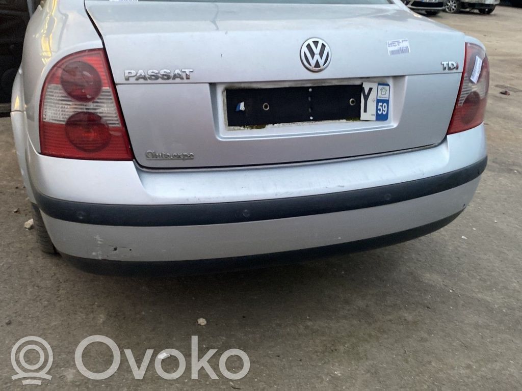 Volkswagen PASSAT B5.5 Parachoques 