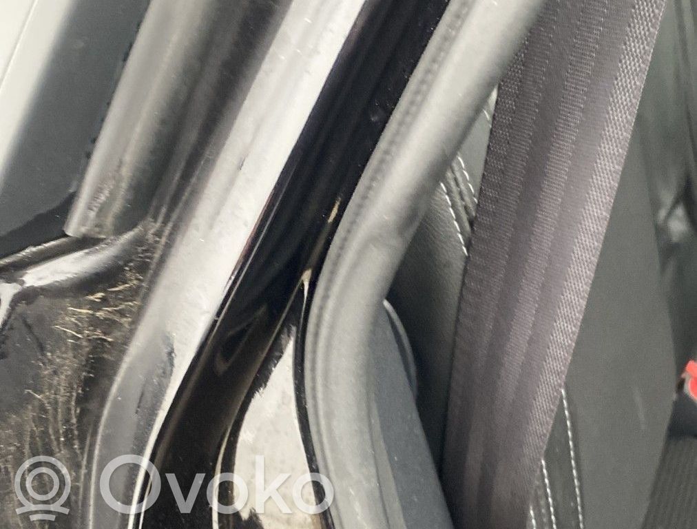 Gumowa uszczelka drzwi tylnych / na karoserii   82830JY00A