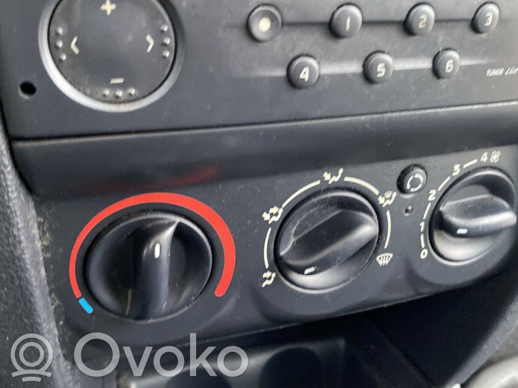 Renault Clio II Climate control unit 