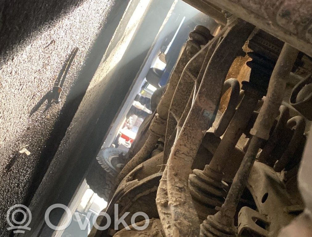 Suzuki Grand Vitara I Półoś przednia 
