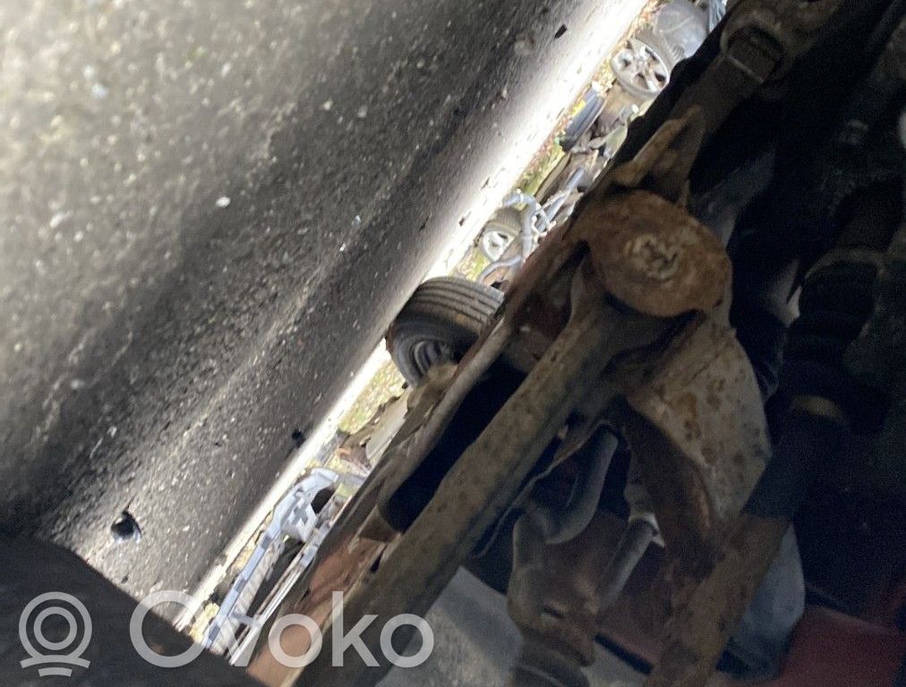 Etuvetoakseli   13248675