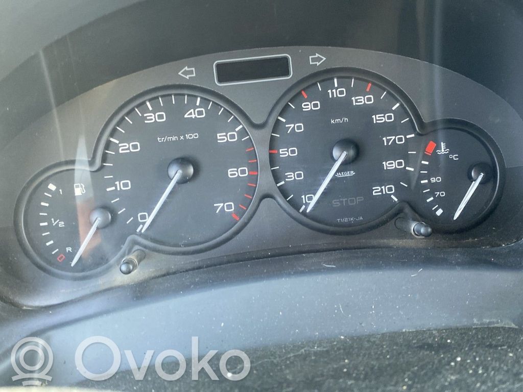 Citroen Berlingo Nopeusmittari (mittaristo) 