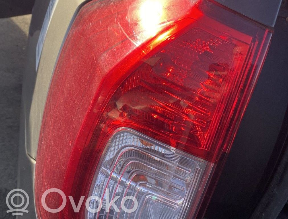 Dacia Logan II Lampă spate în caroserie 