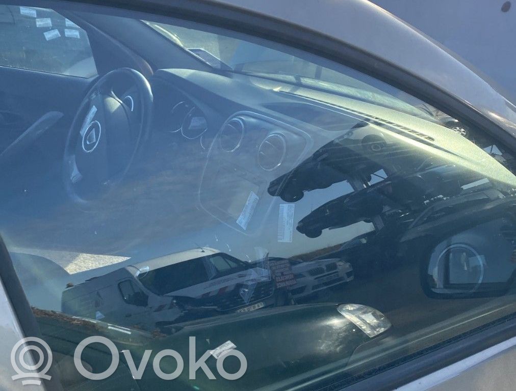 Dacia Logan II Szyba drzwi przednich