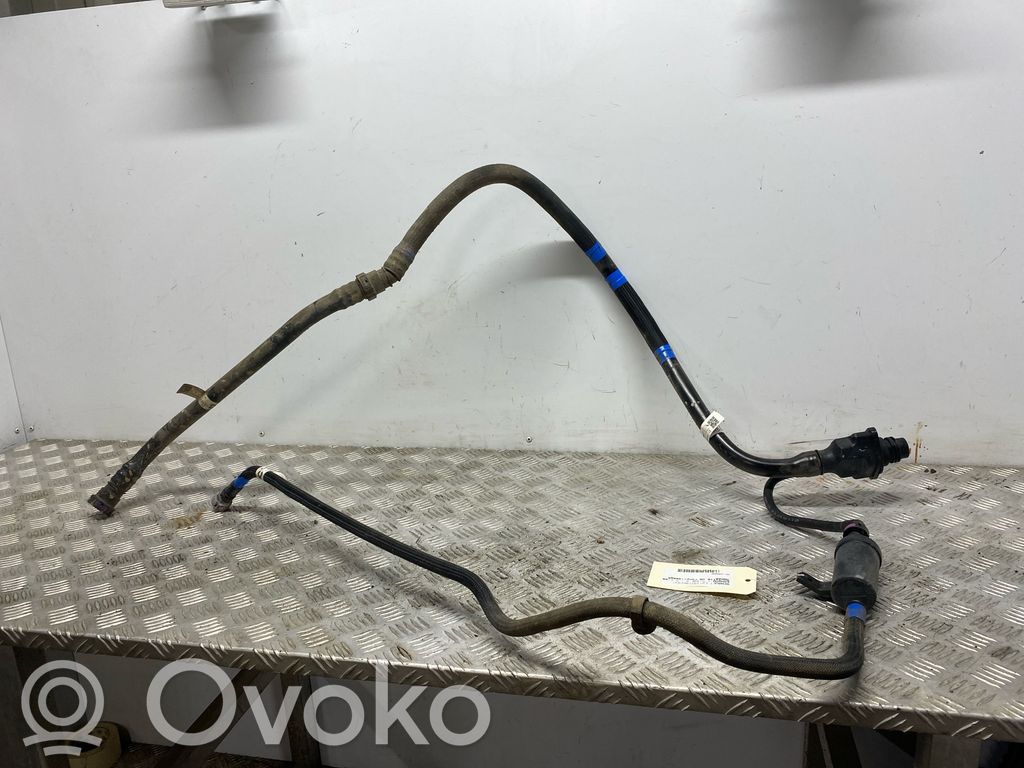 Renault Kangoo II Polttoainesäiliön täyttöaukon suukappale 