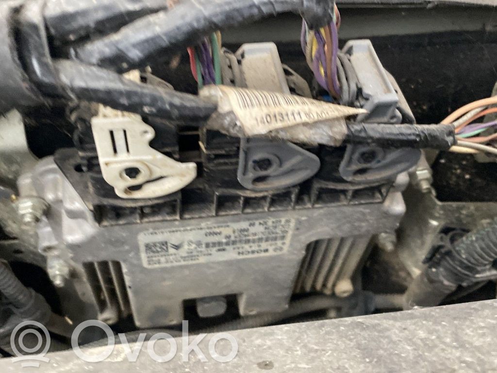 Peugeot Bipper Engine control unit/module 