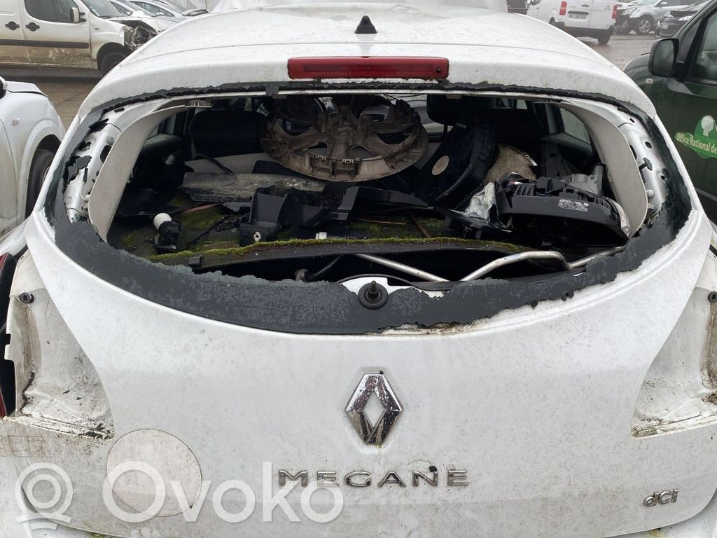 Renault Megane III Puerta del maletero/compartimento de carga 