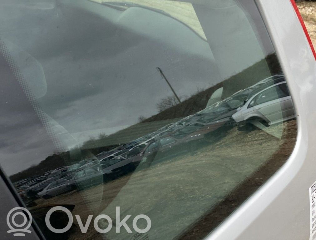 Ford C-MAX I Rear side window 