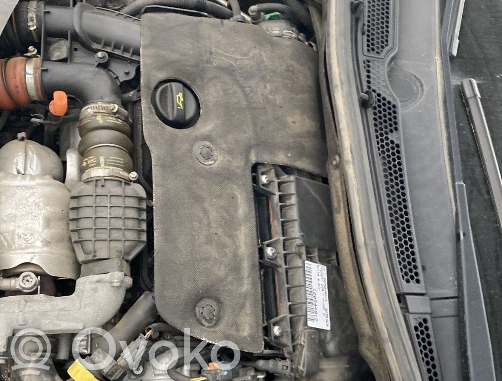Peugeot 208 I Engine 