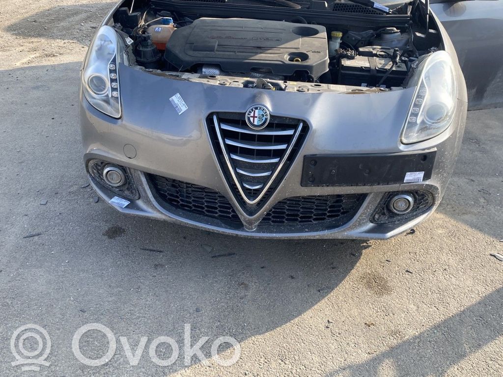 Alfa Romeo Giulietta Parachoques delantero 