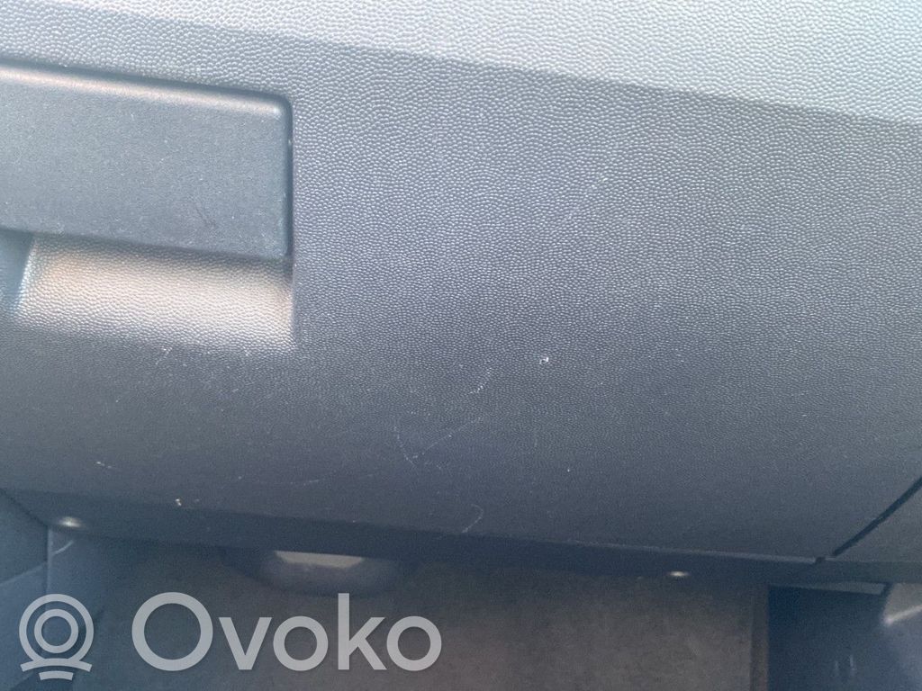 Opel Meriva A Juego guantera 