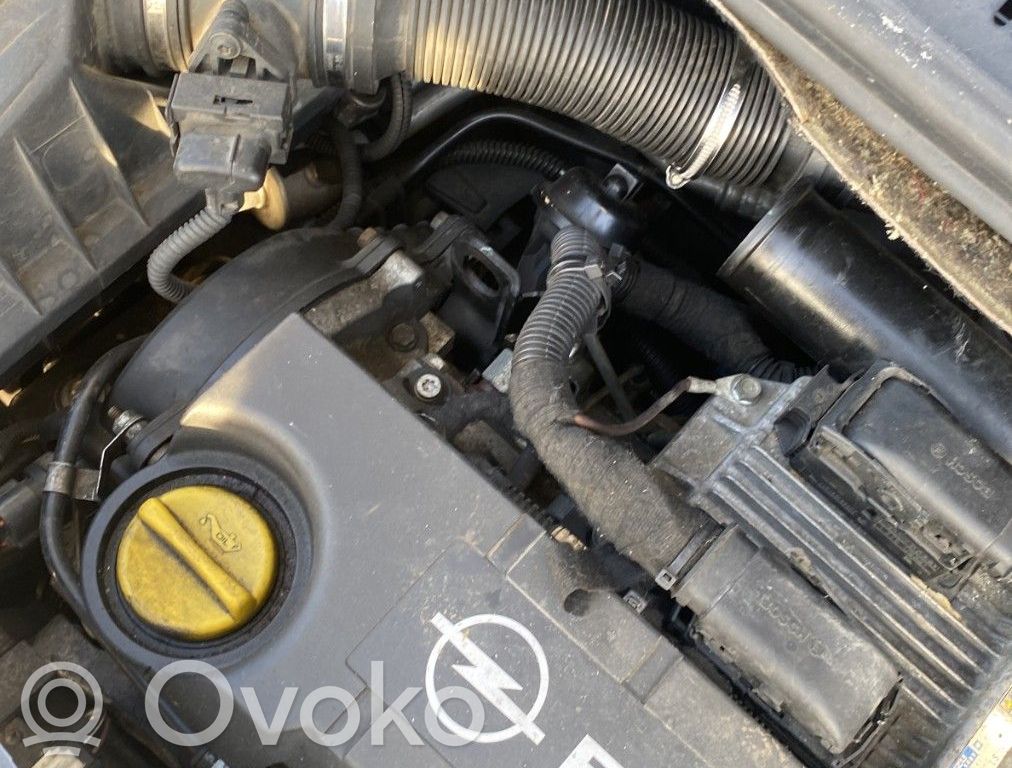 Opel Meriva A Engine head 