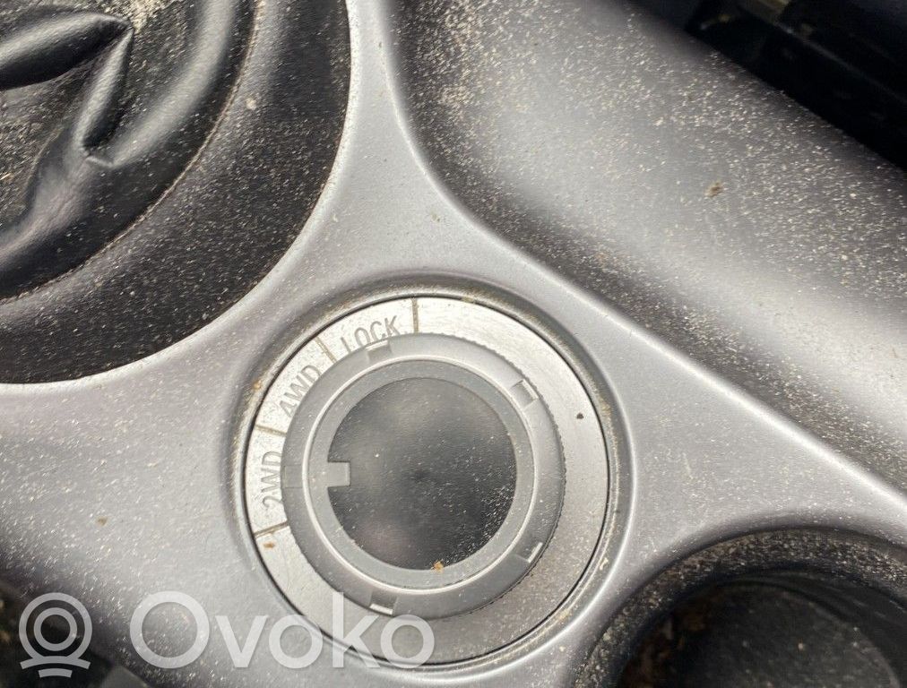 Peugeot 4007 Other switches/knobs/shifts 