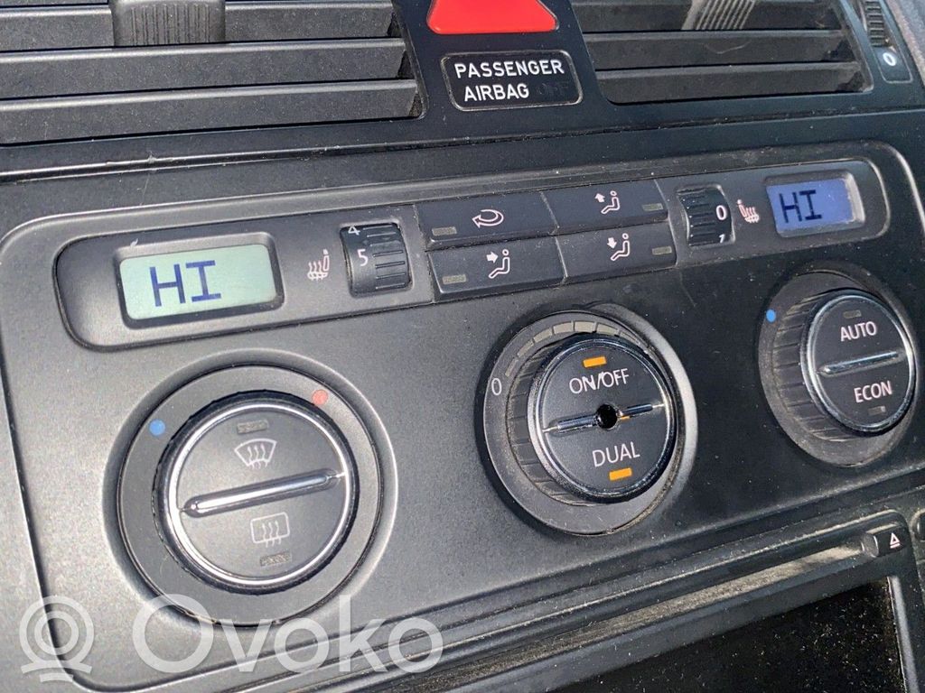 Volkswagen Touran I Unitate control climatizare 