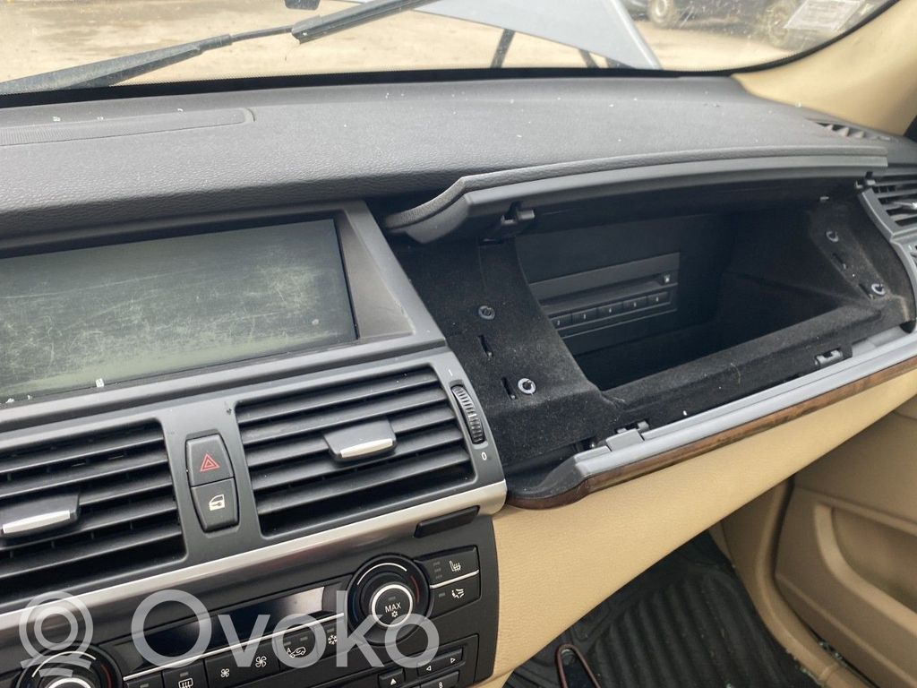 BMW X5 E70 Dashboard 