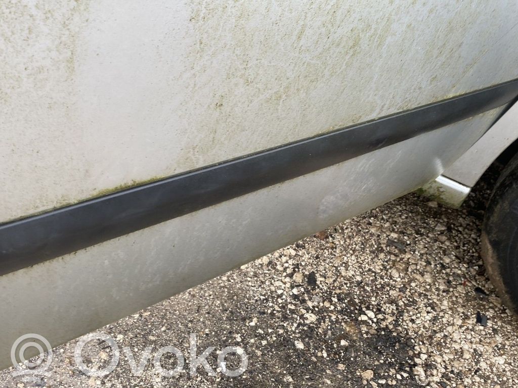Peugeot 807 Rivestimento della portiera anteriore (modanatura)