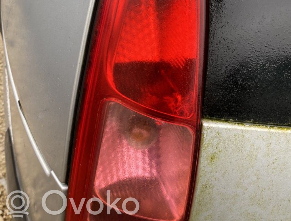 Peugeot 807 Luci posteriori 