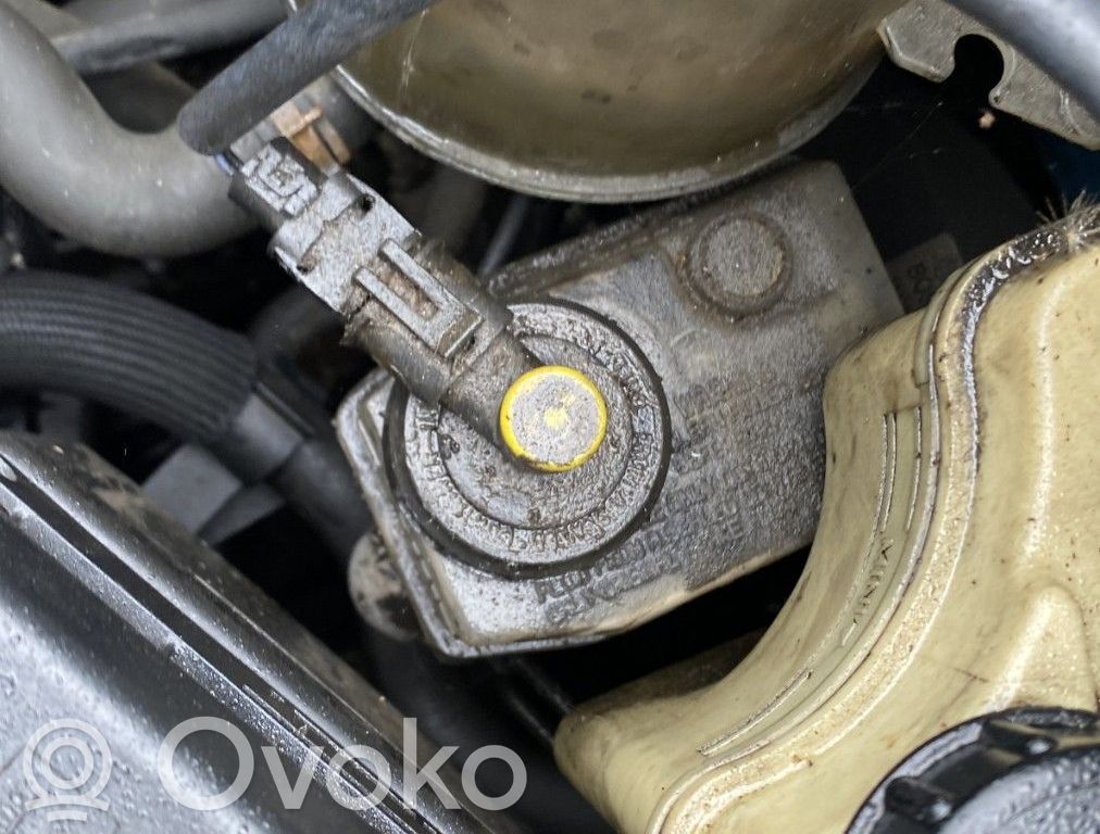 Renault Kangoo I Pääjarrusylinteri 