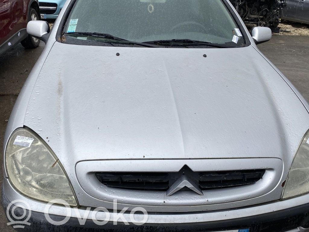 Citroen Xsara Konepelti