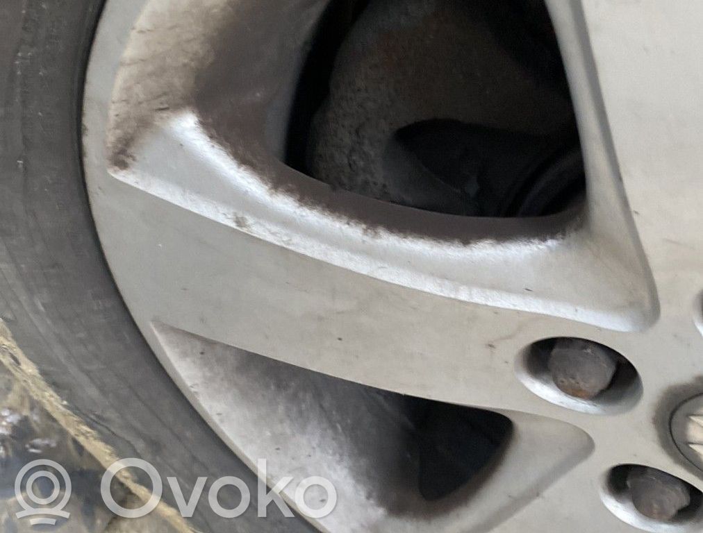 Suzuki Grand Vitara II Zacisk hamulcowy przedni 